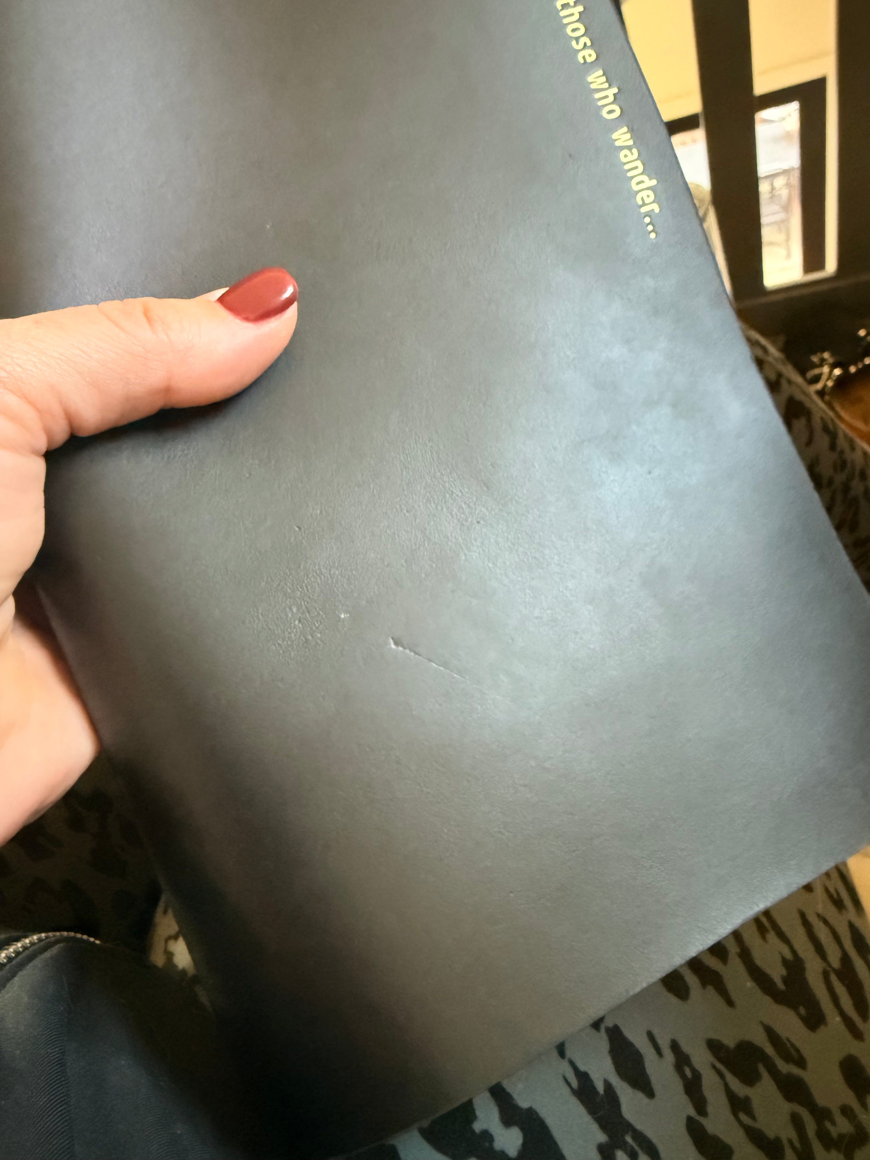 Second Cut- Trifold- Large Wide Chunky- Black